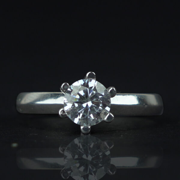 Sterling Silver Ring with 1 Carat Moissanite Diamond